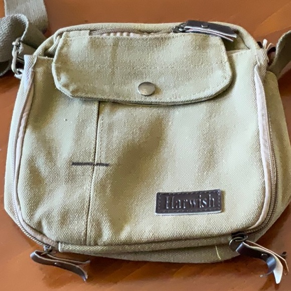 💖Harwish tan canvas crossbody bag. - Picture 2 of 7